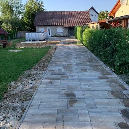 Prázdninový dům Nyaralo