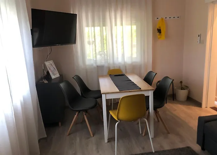 Nyaralo Casa de Férias Balatonmáriafürdő